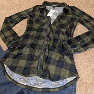 Plaid long sleeve button-up